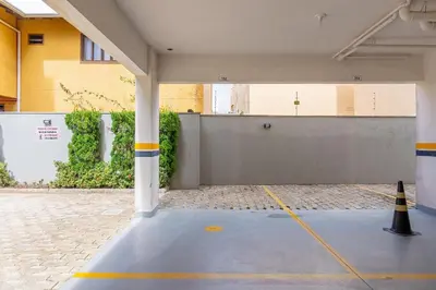A planta de Aluguel Apto 2 quartos c/ 1 suíte Bombas SC