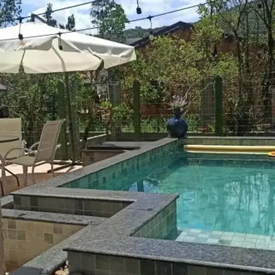 Casa Jade e Esmeralda NOVA com 2 piscinas em Mariscal