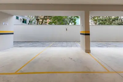 A planta de Aconchegante Apto em Condominio com Piscina