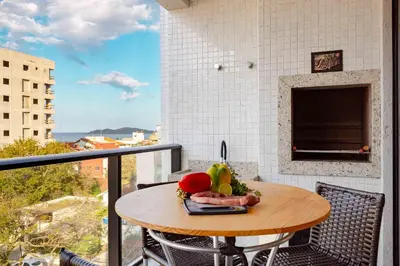 Uma varanda ou terraço em Aconchegante Apto em Condominio com Piscina