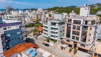 A planta de Apartamento em Bombinhas a 270m da Praia de Bombas