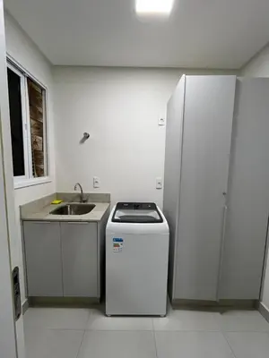 A cozinha ou kitchenette de Apto a 200mts do mar Meia Praia - Itapema