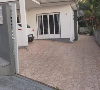 O edifício onde a casa de férias está situado