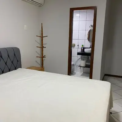 Apartamento Meia Praia