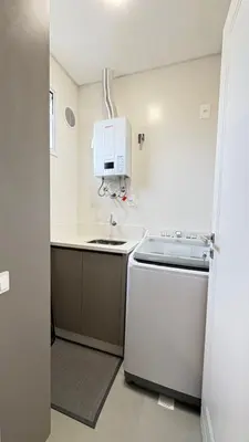 A planta de Apartamento em Mariscal com 2 quartos, piscina no condominio