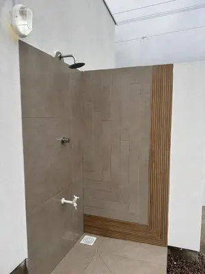 Uma casa de banho em Novo Studio a 4 Min da Praia de Palmas