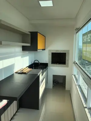 A cozinha ou kitchenette de Novo Lar Sensação Quadra Mar