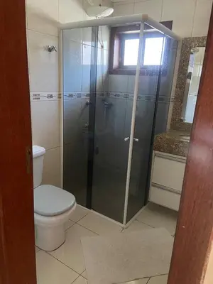 Uma casa de banho em Casa térrea, 2 quartos 30m da Praia para 3 pessoas