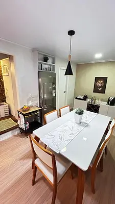 A planta de Casa Duplex Completa a Poucos Minutos da Praia