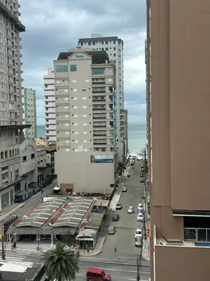 Uma vista geral de Itapema ou a vista da cidade a partir do apartamento