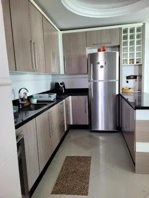 A cozinha ou kitchenette de Excelente AP no Coração da Meia Praia