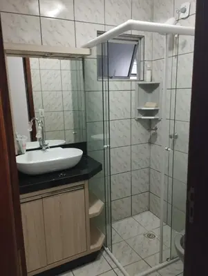 Uma casa de banho em residencial ana paula