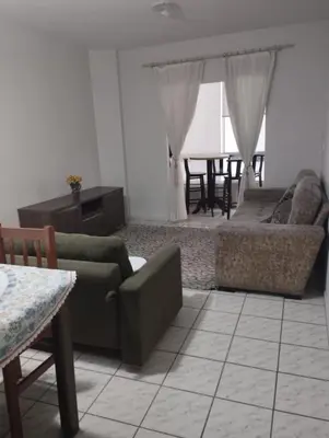 Uma área de estar em residencial ana paula