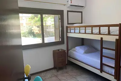 A planta de Linda Casa Beira Mar, Centro de Bombinhas SC.