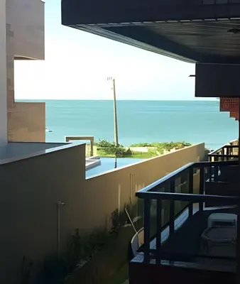 A planta de Linda Casa Beira Mar, Centro de Bombinhas SC.