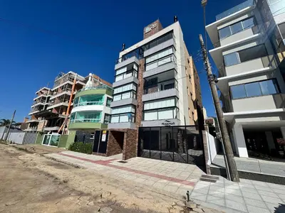O edifício onde o apartamento está situado