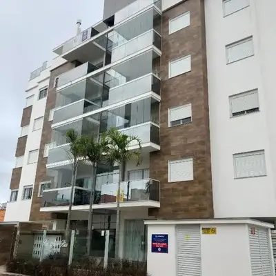 Apartamento na praia de Palmas à 200m do mar