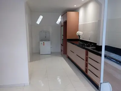 A planta de Casa com Piscina Privativa 4 Quartos, Em Bombinhas,SC