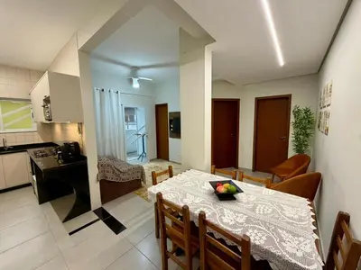 A cozinha ou kitchenette de Confortável Apto Térreo a 185m da Praia Palmas 7