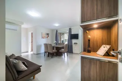 A cozinha ou kitchenette de 1015 - Excelente apartamento em Bombinhas