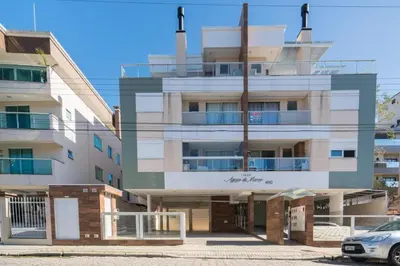 O edifício onde o apartamento está situado