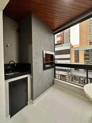 A cozinha ou kitchenette de Apartamento Temporada Itapema Meia Praia
