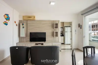 A cozinha ou kitchenette de Apto c/ varanda e churrasq. a 250m do Mar MRS0402