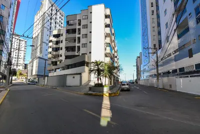 A vizinhança circundante ou próxima do apartamento