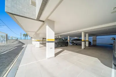 A planta de Duplex Alto Padrão Frente Mar com Piscina - 1149