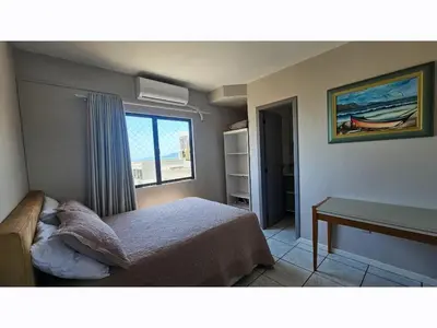 A planta de Apartmento a 30 metros do mar de Meia Praia - ITAPEMA 2 Quartos