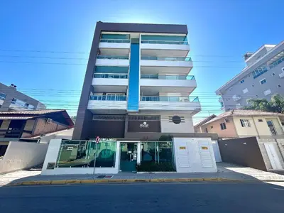 O edifício onde o apartamento está situado