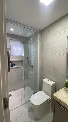 Uma casa de banho em Apartamento Meia Praia - Itapema