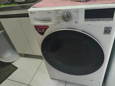A planta de Apto duas quadras Mar Itapema Acomoda até 8