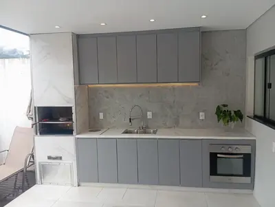 A cozinha ou kitchenette de Casa com piscina em Camboriú
