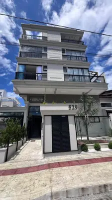O edifício onde o apartamento está situado
