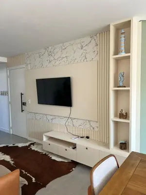 Uma televisão e/ou sistema de entretenimento em Cambllis
