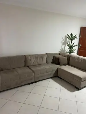 Uma área de estar em Apartamento em Meia Praia, Itapema, 190m do mar, 3 quartos, sendo 1 suíte!