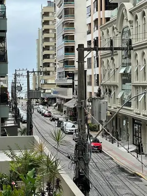 A vizinhança circundante ou próxima do apartamento