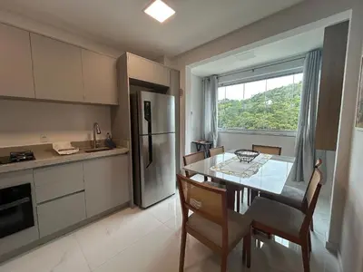 A cozinha ou kitchenette de Apto 3 quartos garagem e churrasqueira