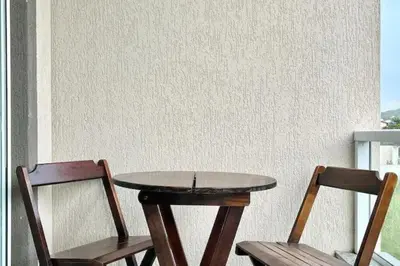 A planta de Apartamento 104 B com Piscina em Bombinhas