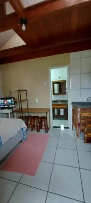 A cozinha ou kitchenette de Kitinet 06 aconchego, 350 meters from 4 Ilhas
