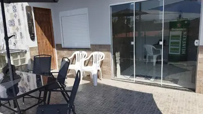Uma varanda ou terraço em Apto Perequê Sacada Frente