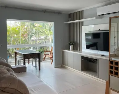 A cozinha ou kitchenette de Apartamento Cancún perto da praia de Bombinhas centro