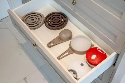 A cozinha ou kitchenette de Achei Itapema • Vernon Classic Residencial, R.244