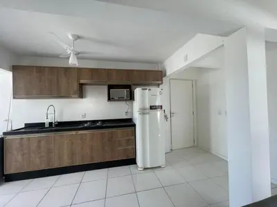 A cozinha ou kitchenette de Vista do Mar 1 Quarto- Centro de Bombinhas