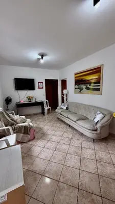A planta de Apartamento a 400m da praia no coração de Itapema!