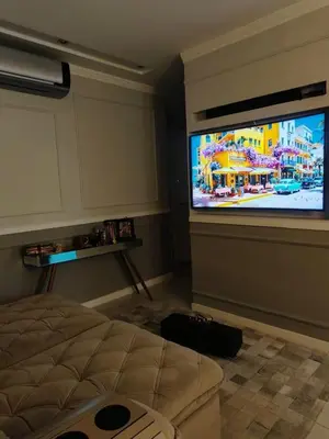Uma televisão e/ou sistema de entretenimento em coração de Balneário Camboriú