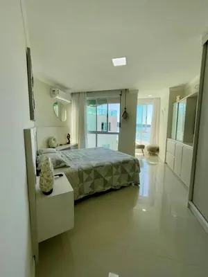 Uma cama ou camas num quarto em Athenas 205
