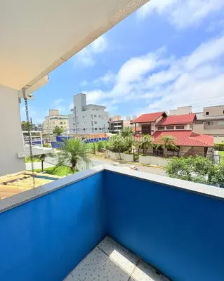 Uma varanda ou terraço em Sobrado em Bombas