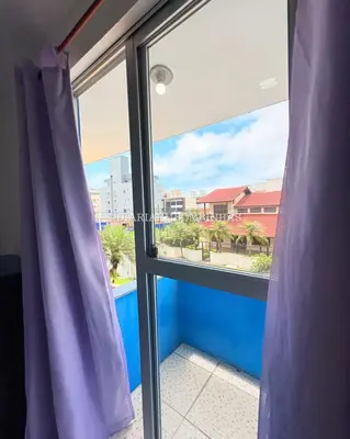 Uma varanda ou terraço em Sobrado em Bombas